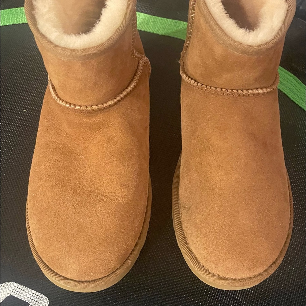 UGG Mini II Suede Chestnut Ankle Boots
